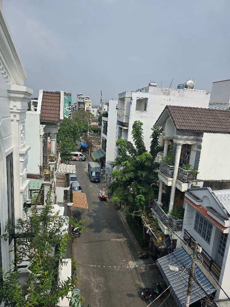 bất động sản khu Tây Sài Gòn